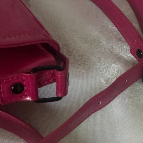 HIBOU PINK PATENT CROSSBODY BAG - Picture 7 of 16